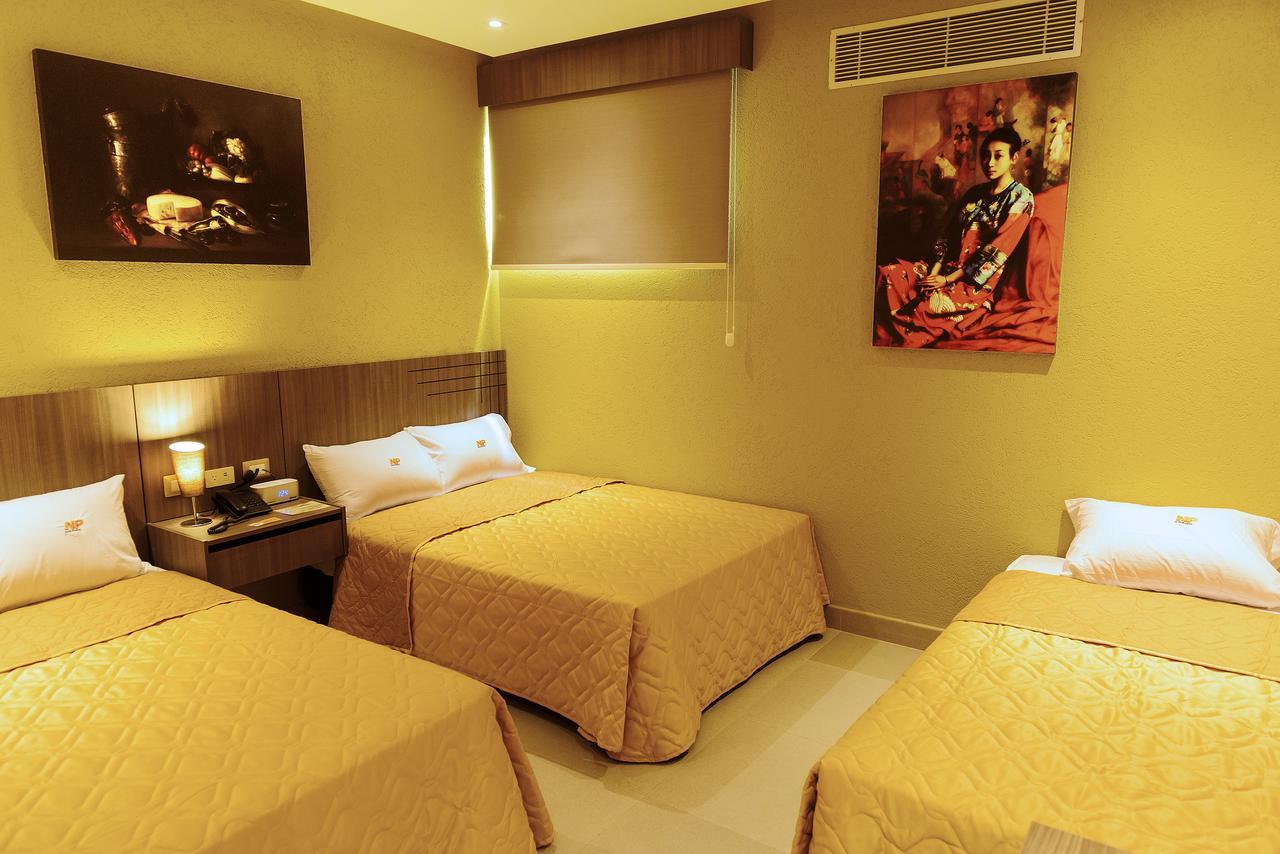 Np Hotel Y Suites Guayaquil Exterior photo